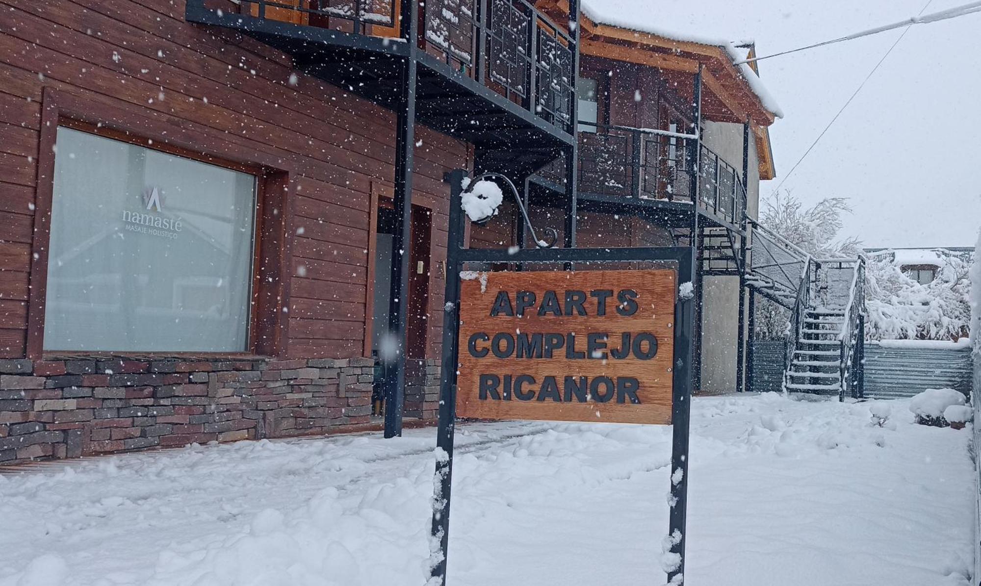 Aparts Complejo Ricanor El Chalten Bagian luar foto